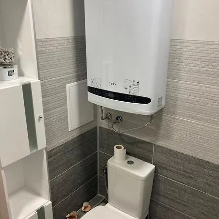 アパート Victor's , With Private Parking ヴァルナ