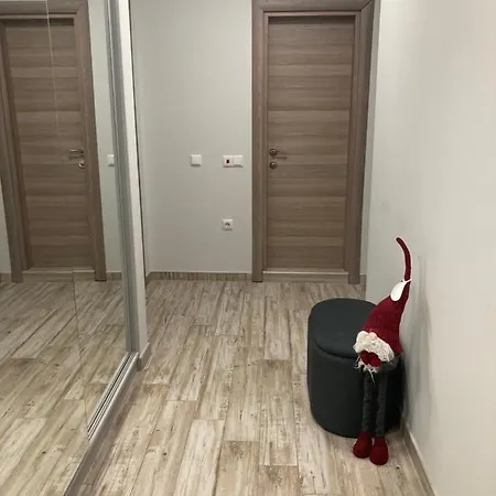 Apartment Victor's , With Private Parking Varna