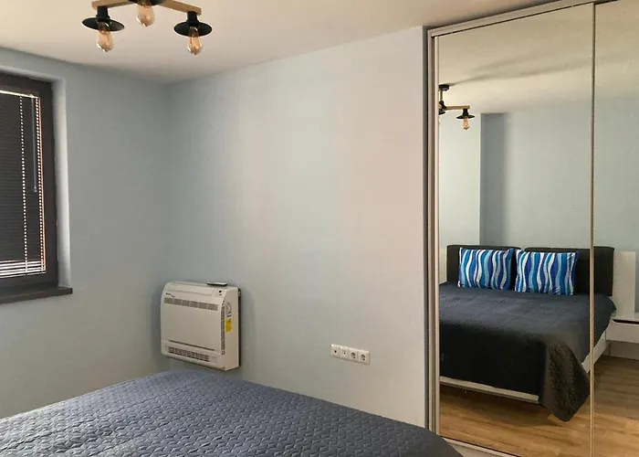 Victor's , With Private Parking Apartment *